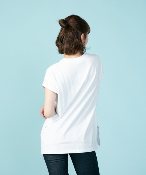 CONVERSE(コンバース)の「【CONVERSE/コンバース】なこなこカップル コラボ スリットフレンチスリーブTシャツ(Tシャツ/カットソー・レディース・グレー/ホワイト/ブラック・MEDIUM/LARGE)」の16枚目の写真