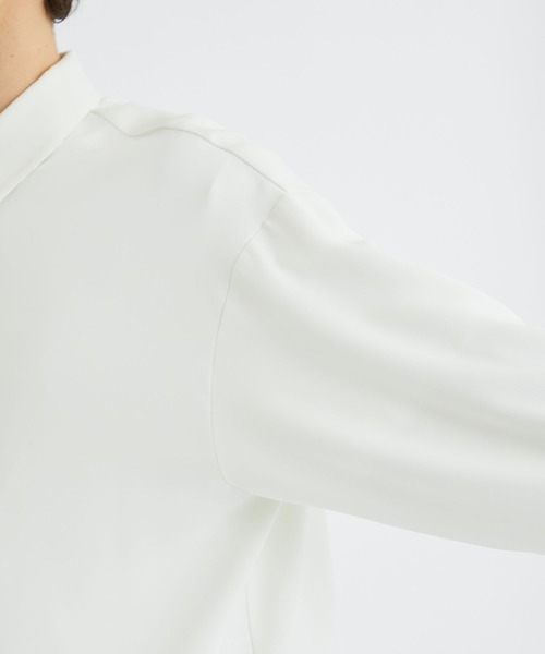 LiNoH（リノー）の「LAYRED L/S SHIRT（シャツ/ブラウス・メンズ・オフホワイト/ブルー/ブラック・1/2）」の11枚目の写真