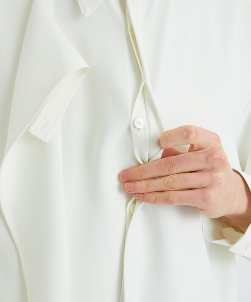 LiNoH（リノー）の「LAYRED L/S SHIRT（シャツ/ブラウス・メンズ・オフホワイト/ブルー/ブラック・1/2）」の10枚目の写真