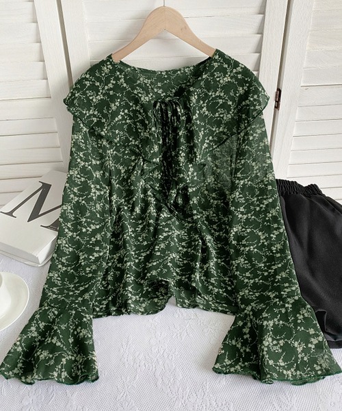 Felt-Maglietta(フェルトマリエッタ)の「小花柄フリルシアーブラウス(シャツ/ブラウス・レディース・ホワイト/ブラック/グリーン/ワインレッド・FREE)」の3枚目の写真