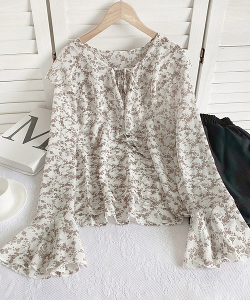 Felt-Maglietta(フェルトマリエッタ)の「小花柄フリルシアーブラウス(シャツ/ブラウス・レディース・ホワイト/ブラック/グリーン/ワインレッド・FREE)」の14枚目の写真