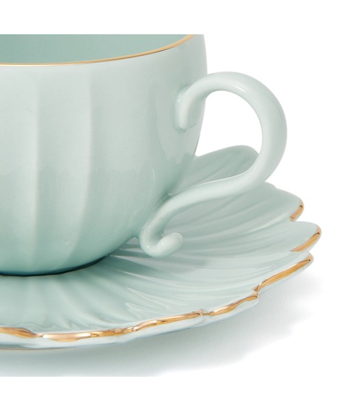 Francfranc（フランフラン）の「フラワーモチーフ カップ&ソーサー
