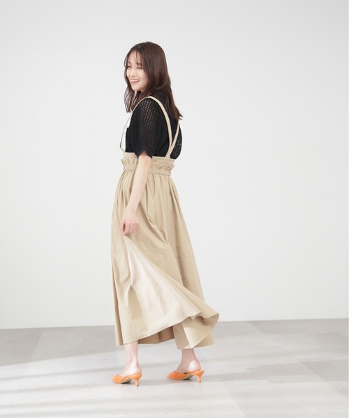 N.（N. Natural Beauty Basic）（エヌエヌナチュラルビューティーベーシック）の「◆サス付ギャザースカート（ワンピース・レディース・ブラック/ベージュ・MEDIUM）」の4枚目の写真