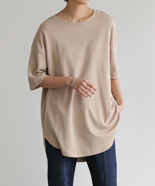 for/c(フォーシー)の「USAコットンラウンドヘムTシャツ【サスティナブル】(Tシャツ/カットソー・レディース・オリーブ/サックスブルー/ネイビー/ブルー/グレー/アイボリー/ラベンダー/ホワイト/ブラック/ベージュ/ホワイト×ブルー/ホワイト×ブラック・M/L/LL)」の18枚目の写真