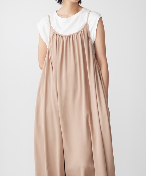 for/c（フォーシー）の「ボリュームフレアギャザーキャミワンピース【サスティナブル】（ワンピース・レディース・ホワイト/ブラック/モカ・S/L/LL/M）」の7枚目の写真