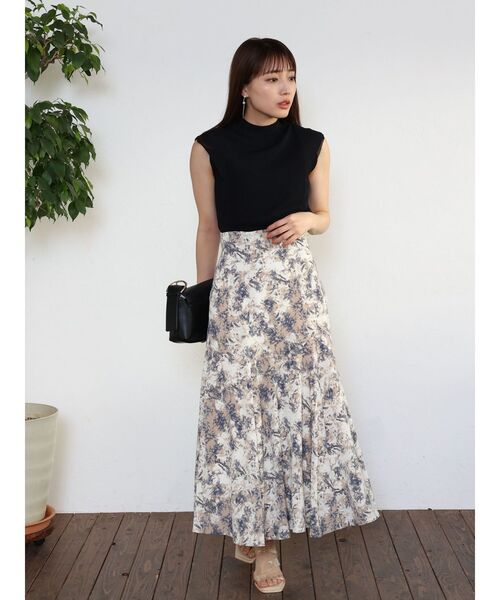 LAGUNAMOON（ラグナムーン）の「タックスリーブニットプルオーバー（ニット/セーター・レディース・アイボリー/ライトブルー/ブラック・FREE）」の9枚目の写真