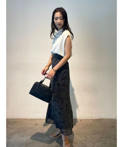 LAGUNAMOON（ラグナムーン）の「タックスリーブニットプルオーバー（ニット/セーター・レディース・アイボリー/ライトブルー/ブラック・FREE）」の18枚目の写真