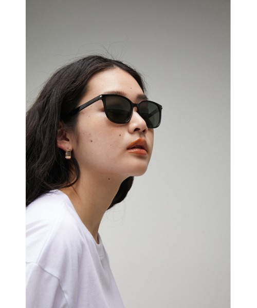 AZUL by moussy(アズールバイマウジー)の「BASIC WELLINGTON EYEWEAR/ベーシックウェリントンアイウェア(サングラス・レディース・ブラック/ブラウン・FREE)」の10枚目の写真