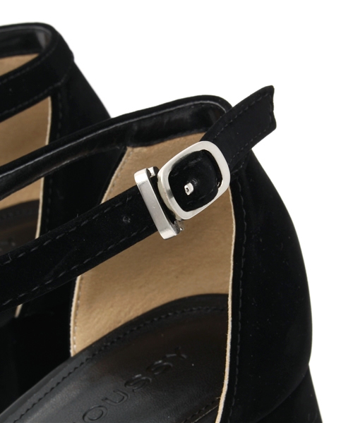 MOUSSY（マウジー）の「SQUARE TOE SANDAL（サンダル・レディース・ブラウン/ブラック・LARGE/SMALL/MEDIUM）」の9枚目の写真