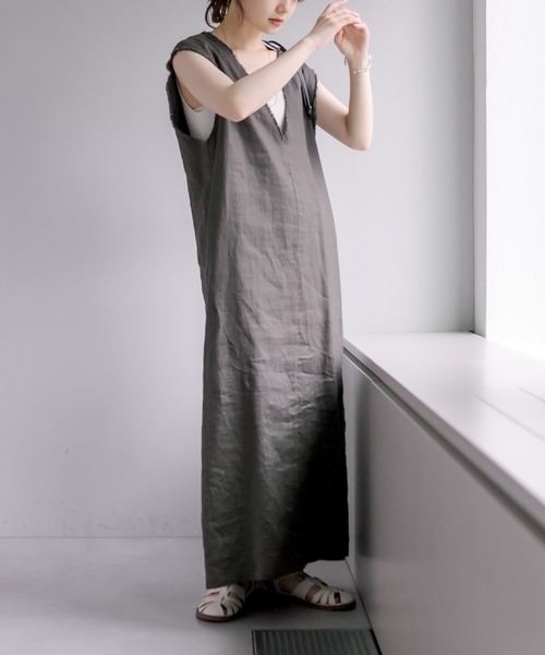 PUAL CE CIN(ピュアルセシン)の「麻キャンバスキーネックワンピース(ワンピース・レディース・チャコールグレー/ナチュラル・FREE)」の20枚目の写真