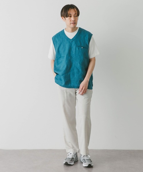 URBAN RESEARCH DOORS(アーバンリサーチドアーズ)の「『セットアップ対応』 リネンVネックベスト(ベスト・メンズ・ブルー系その他/スミクロ/アイボリー・MEDIUM/LARGE)」の7枚目の写真
