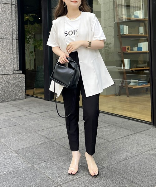 prose verse(プロズヴェール)の「Vネックペプラムジレ(ベスト・レディース・ブラック/アイボリー・フリ-)」の14枚目の写真