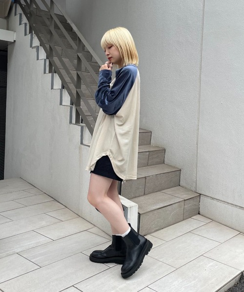 CIAOPANIC（チャオパニック）の「ベロア配色肩スリットラグラン