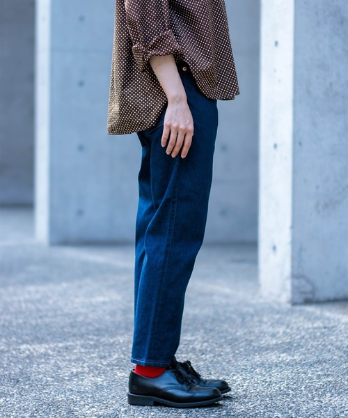 D.M.G.（ドミンゴ）の「[D.M.G. / ディーエムジー] 綿ライクストレッチデニム イージーテーパードデニム（デニムパンツ・レディース・ワンウォッシュ・M/S/SS/L）」の15枚目の写真