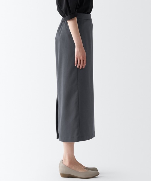 無印良品（ムジルシリョウヒン）の「再生ポリエステルタックスカート（スカート・レディース・ブラック/グレー/ダークグレー・XXL/XS/M/L/S/XL）」の5枚目の写真