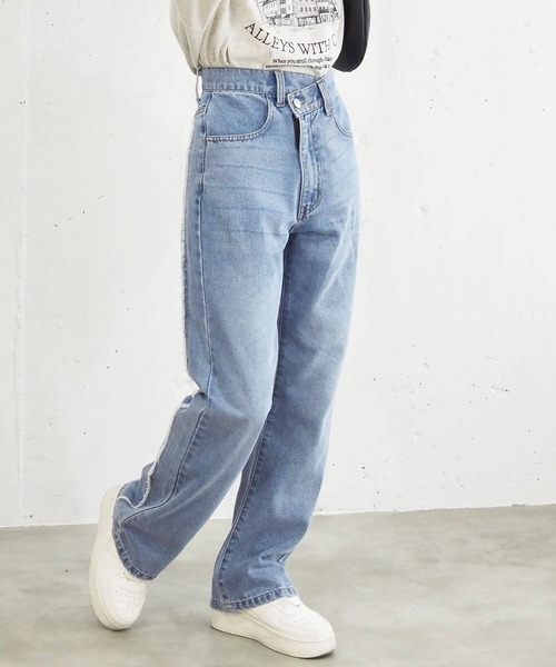 tiptop（ティップトップ）の「【2サイズ展開】脇フリンジアシメウェストセミフレアデニム（デニムパンツ・レディース・ブラック/ブルー・S/M）」の11枚目の写真