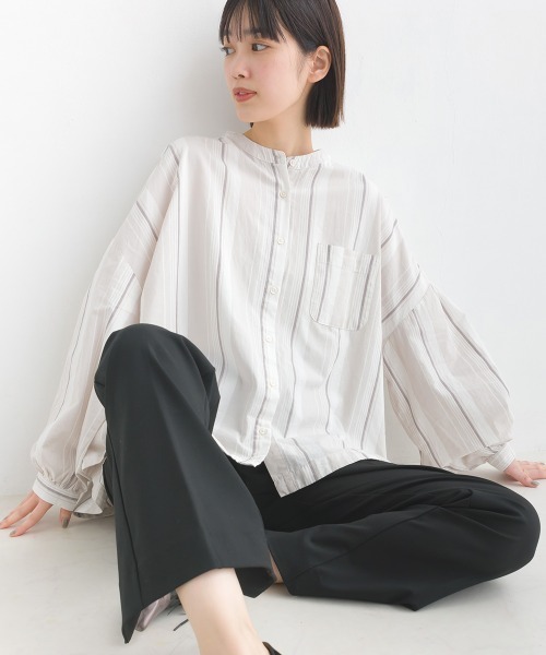 OMNES（オムネス）の「製品洗いブロードボリューム袖長袖シャツ（シャツ/ブラウス・レディース・ブラック系その他/ホワイト/ブルー/ブルー系その他/ピンク/ベージュ/ライトグレー/ベージュ系その他/ベージュ系その他2/グレー系その他/ブルー系その他2/ブラック系その他2/ライトブルー/ベージュ系その他3・FREE）」の9枚目の写真