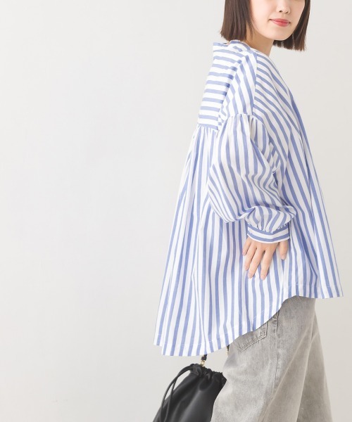 OMNES（オムネス）の「製品洗いブロードボリューム袖長袖シャツ（シャツ/ブラウス・レディース・ブラック系その他/ホワイト/ブルー/ブルー系その他/ピンク/ベージュ/ライトグレー/ベージュ系その他/ベージュ系その他2/グレー系その他/ブルー系その他2/ブラック系その他2/ライトブルー/ベージュ系その他3・FREE）」の19枚目の写真