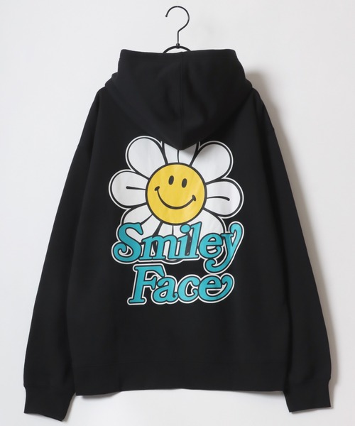 SMILEY FACE(スマイリーフェイス)の「SMILEY FACE/スマイリーフェイス オーバーサイズ 裏起毛 袖プリント バックプリント ロゴ ワンポイント スウェット パーカー/長袖 トップス プルオーバー/レディース メンズ(パーカー・レディース・スミクロ/アッシュグレー/グレー系その他/グレー/ブルー/ブラック/ネイビー/ブラック系その他・L/LL/M)」の17枚目の写真