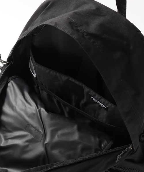 thisisneverthat(ディスイズネバーザット)の「【thisisneverthat / ディスイズネバーザット】INTL-Logo Backpack 30(バックパック/リュック・メンズ・ブラック・FREE)」の8枚目の写真