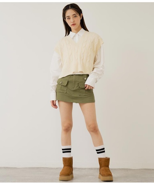 ANAP（アナップ）の「袖ギャサーデザインクロップドシャツ（シャツ/ブラウス・レディース・ブラック/ブルー/オフホワイト・FREE）」の15枚目の写真