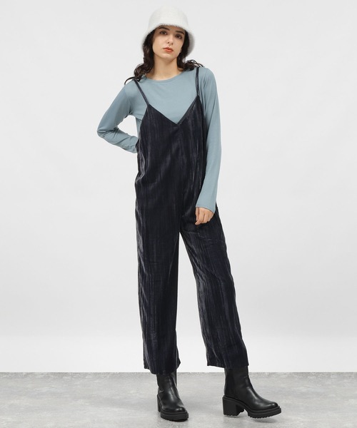 LAKOLE（ラコレ）の「ベロアサロペット / 983322（サロペット/オーバーオール・レディース・グレー/ネイビー/マスタード・SMALL/MEDIUM）」の8枚目の写真