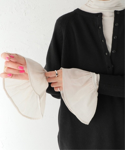 JOURNAL STANDARD relume（ジャーナルスタンダード　レリューム）の「《追加4》シフォンカフスタートルネックTEE（Tシャツ/カットソー・レディース・グレー系その他/ホワイト・FREE）」の4枚目の写真