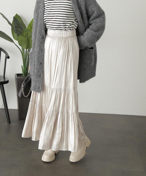 FREE'S MART（フリーズマート）の「シャイニーティアードスカート（スカート・レディース・ブラック/ブルー/ホワイト・MEDIUM/SMALL）」の8枚目の写真