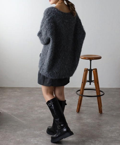 Bonjour Sagan（ボンジュールサガン）の「アルパカタッチディープVカーディガン（カーディガン/ボレロ・レディース・ライトグレー/チャコールグレー/オフホワイト・FREE）」の12枚目の写真