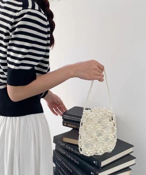 LADY LIKE（レディライク）の「パールデザインミニバッグ（ハンドバッグ・レディース・シルバー/ホワイト・F）」の9枚目の写真