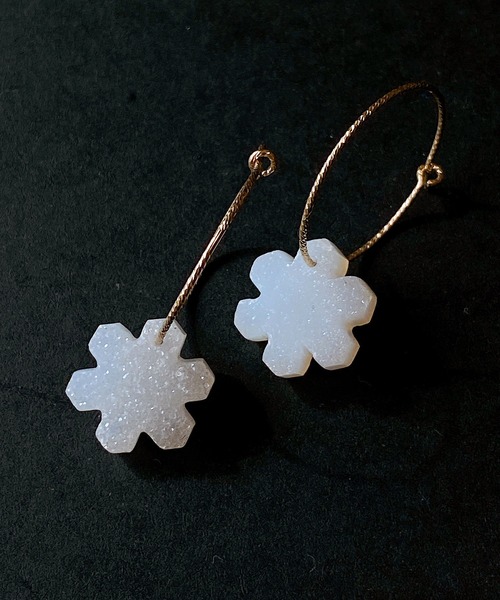 CERCA(チェルカ)の「RIYU/天然石の雪の結晶きらきらフープピアス(ピアス(両耳用)・レディース・その他1/その他2・FREE)」の8枚目の写真