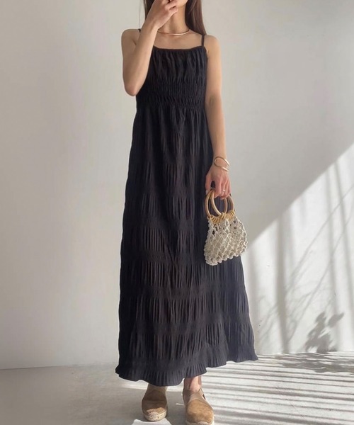 FILLOU（FILLOU）の「マジョルカシャーリングキャミワンピース（ワンピース・レディース・アイボリー/ブラック/オフホワイト・X-LARGE/LARGE/MEDIUM）」の6枚目の写真