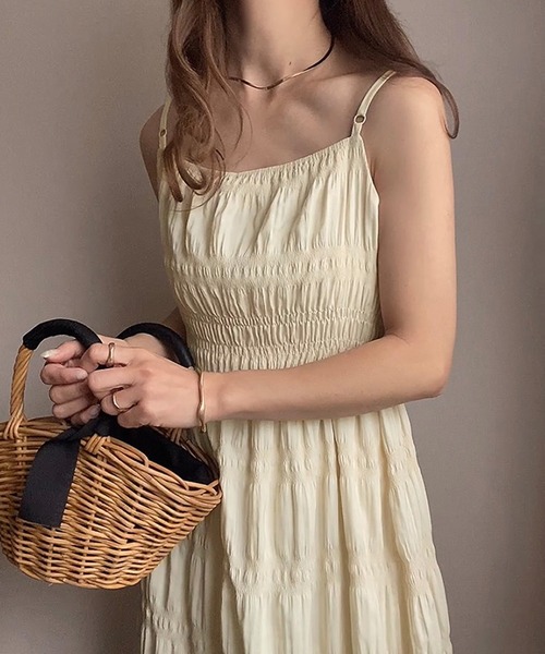 FILLOU（FILLOU）の「マジョルカシャーリングキャミワンピース（ワンピース・レディース・アイボリー/ブラック/オフホワイト・X-LARGE/LARGE/MEDIUM）」の10枚目の写真