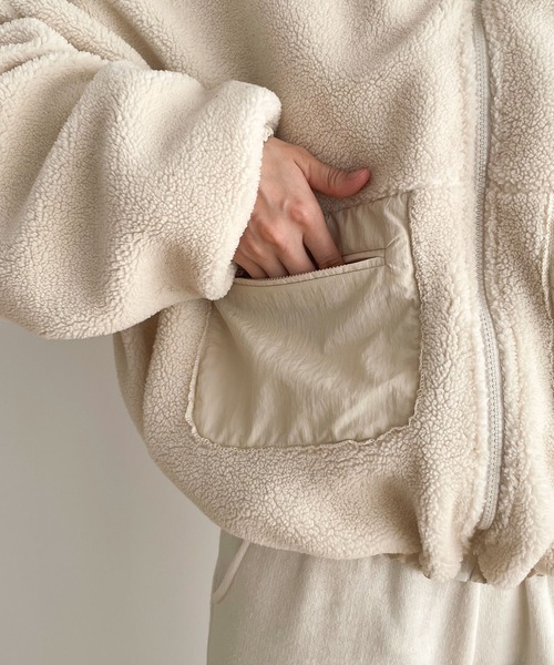 CANAL JEAN(キャナルジーン)の「El mar アウトポケットボアブルゾン(ブルゾン・レディース・チャコールグレー/クリーム・ONE SIZE)」の15枚目の写真