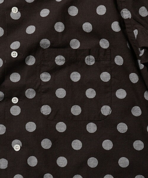 BEAMS PLUS（ビームスプラス）の「オーバー プリント オープンカラー シャツ（シャツ/ブラウス・メンズ・ブラウン/ネイビー・S/M/L/XL）」の7枚目の写真