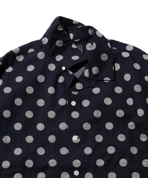 BEAMS PLUS（ビームスプラス）の「オーバー プリント オープンカラー シャツ（シャツ/ブラウス・メンズ・ブラウン/ネイビー・S/M/L/XL）」の10枚目の写真