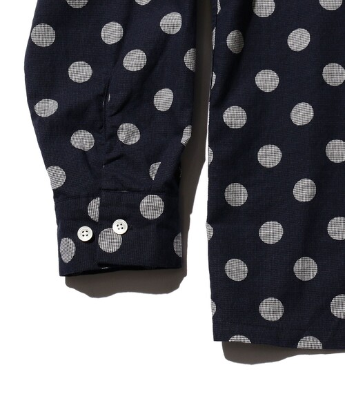 BEAMS PLUS（ビームスプラス）の「オーバー プリント オープンカラー シャツ（シャツ/ブラウス・メンズ・ブラウン/ネイビー・S/M/L/XL）」の11枚目の写真