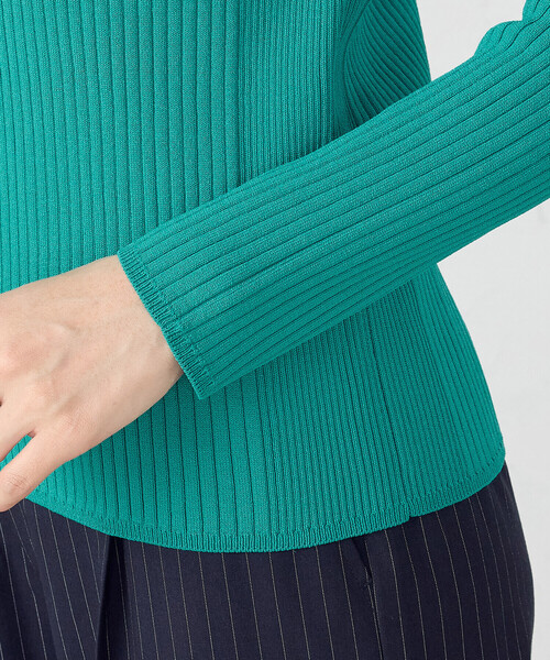 COMME CA ISM（コムサイズム）の「クルーネック リブニット（ニット/セーター・レディース・ブラック/ホワイト/エメラルド・LARGE/MEDIUM）」の13枚目の写真