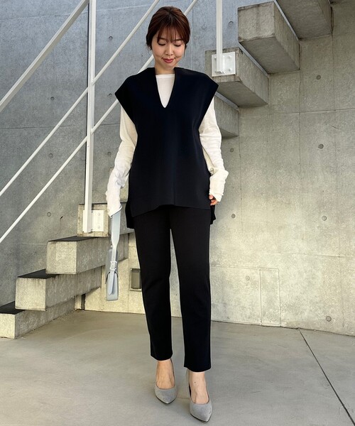 UNFILO（アンフィーロ）の「フォルムニットジレ（ニット/セーター・レディース・カーキ系/ブラック系/ネイビー系・SMALL/MEDIUM/LARGE）」の21枚目の写真