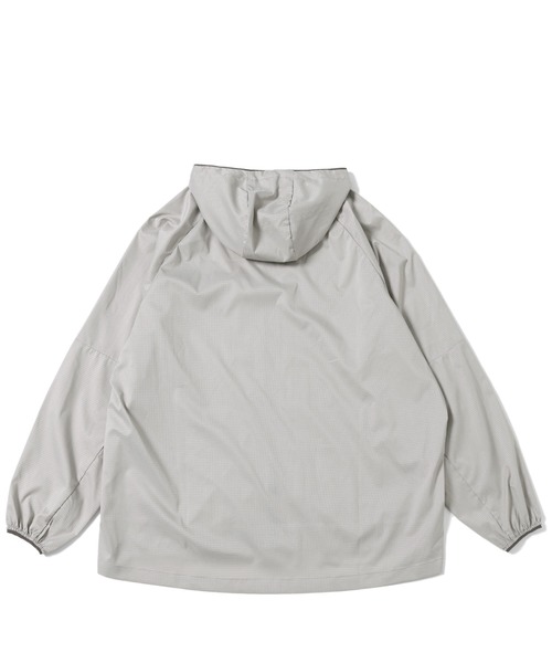 KRIFF MAYER(クリフメイヤー)の「さらさらエアーパッカブルジャケット(マウンテンパーカー・メンズ・チャコール/カラフル/イエロー/カーキ/グレー/ネイビー・MEDIUM/LARGE/X-LARGE)」の10枚目の写真