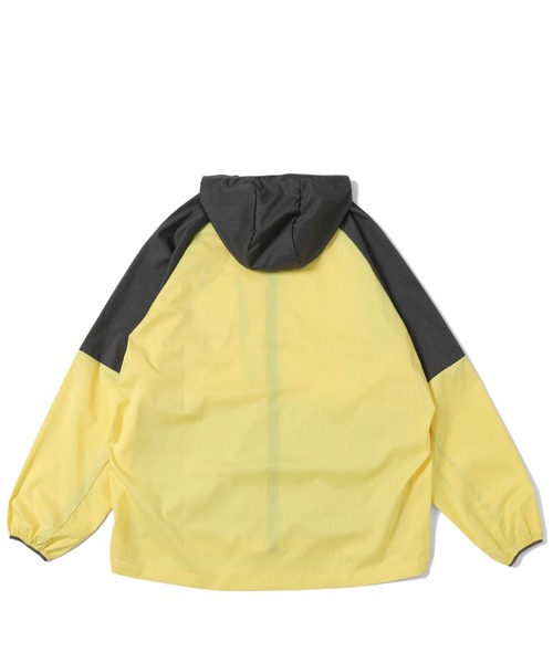 KRIFF MAYER(クリフメイヤー)の「さらさらエアーパッカブルジャケット(マウンテンパーカー・メンズ・チャコール/カラフル/イエロー/カーキ/グレー/ネイビー・MEDIUM/LARGE/X-LARGE)」の12枚目の写真