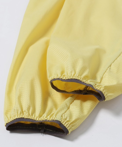 KRIFF MAYER(クリフメイヤー)の「さらさらエアーパッカブルジャケット(マウンテンパーカー・メンズ・チャコール/カラフル/イエロー/カーキ/グレー/ネイビー・MEDIUM/LARGE/X-LARGE)」の22枚目の写真