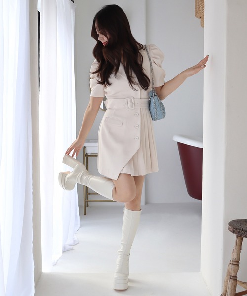 ROYAL PARTY(ロイヤルパーティー)の「パフスリーブジャケットプリーツミニワンピース(ワンピース・レディース・オフホワイト/グレー/ブラック・FREE)」の9枚目の写真