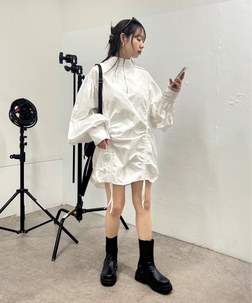 WHO'S WHO gallery（フーズフーギャラリー）の「ハーフジップギャザーボリュームワンピ（ワンピース・レディース・ブラック/オフホワイト・FREE）」の7枚目の写真