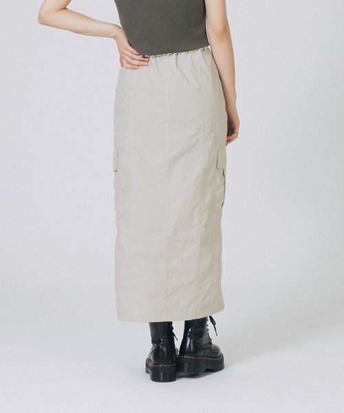 X-girl（エックスガール）の「LIGHTWEIGHT CARGO SKIRT（スカート・レディース・ブラック/ライトグリーン/ライトグレー・S/M）」の13枚目の写真