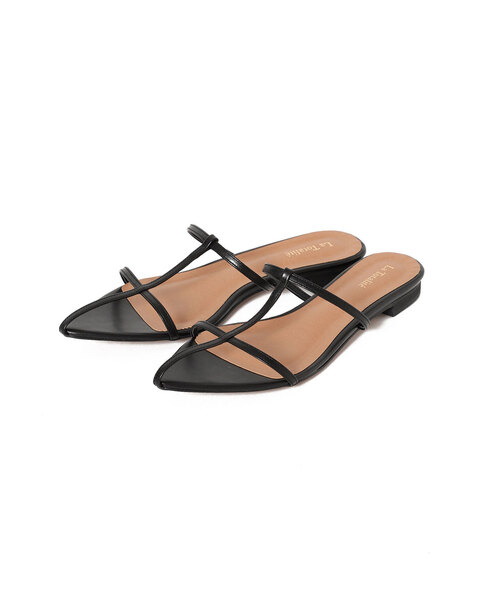 La TOTALITE（ラトータリテ）の「La Totalite クロスストラップフラットサンダル（サンダル・レディース・ブラック/レッド/ゴールド・36/37/38）」の10枚目の写真