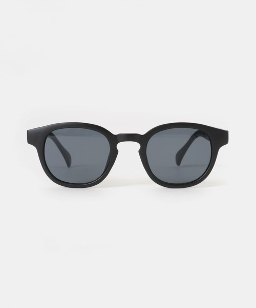 SMELLY（スメリー）の「ウェリントンマットサングラス（サングラス・レディース・ブラック/ブラウン・-）」の15枚目の写真