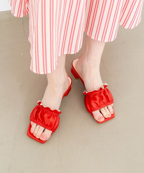 Launa lea（ラウナレア）の「ギャザーミュールサンダル(0566)（サンダル・レディース・レッド/ライトベージュ/ブラック/ホワイト・L/M/LL/S）」の5枚目の写真