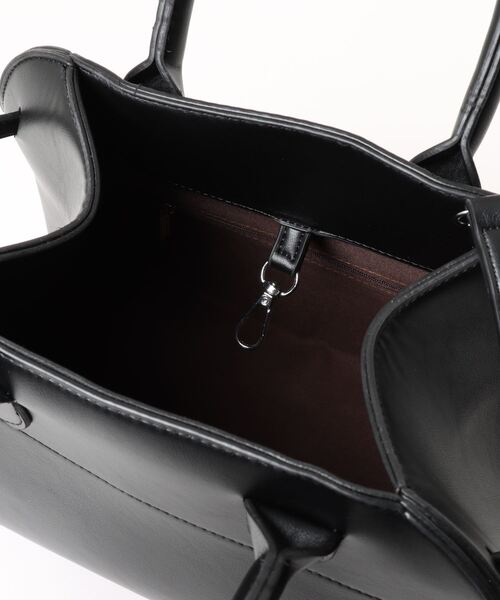 florist（フローリスト）の「2WAY ヴィーガンレザーサイドベルトボストンバッグ/ショルダーバッグ（ボストンバッグ・レディース・モカ/ワインレッド/オフホワイト/ブラック・FREE）」の6枚目の写真