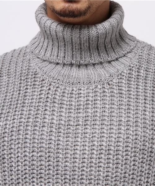 SEVENDAYS=SUNDAY（セブンデイズサンデイ）の「片アゼタートルネック　長袖プルオーバー（ニット/セーター・メンズ・ネイビー/レッド/オフホワイト/グレー・LARGE/SMALL/MEDIUM）」の7枚目の写真